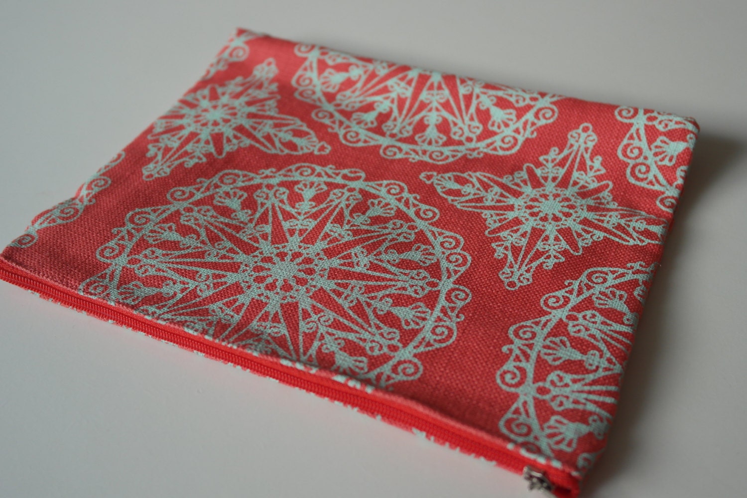 Orange Und Hellblaue Schminktasche/stiftemäppchen von KahliLifestyle