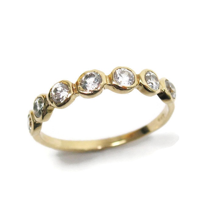 14K Gelbgold Zirkone Verlobungsring. Verwendete Materialien Gold, Silber, Gold Runder Ring. Filigraner Goldring. Zierlicher Ring(Gr-9407 von KaiJewelry585