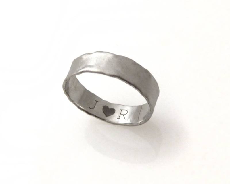 14K Mattes Weißgold. Ehering. Geschwungener Gold Ehering .gold | Gr-9376-854 von KaiJewelry585