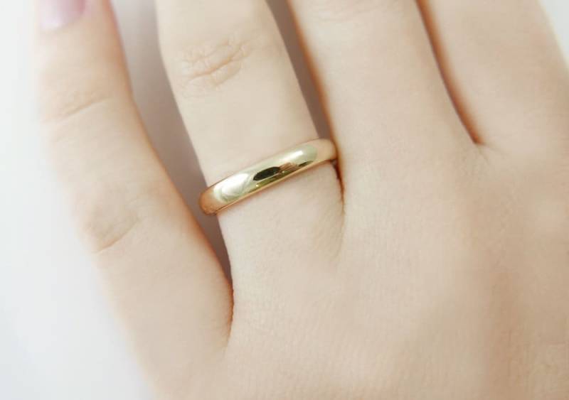 Goldenes Comfort-Fit-Band. Hochzeits-Goldband. Doppelter Goldring Mit Abgerundeter Kuppel. Goldener Ehering. Ehering Für Herren. Frauen von KaiJewelry585