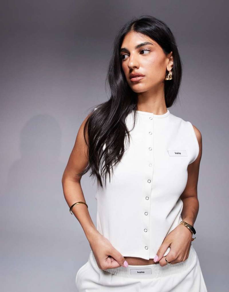 Kaiia Exklusiv - Ärmelloses Cropped-Trägertop aus Baumwollmix in Creme mit durchgehender Knopfleiste, Kombiteil-Weiß von Kaiia