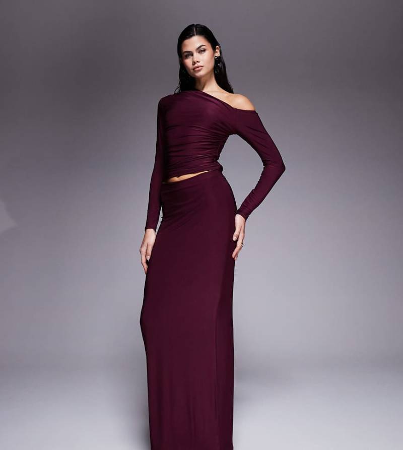 Kaiia - Exclusive - Doppellagiger, anschmiegsamer Maxirock in dunklem Kirschrot mit geradem Schnitt, Kombiteil von Kaiia