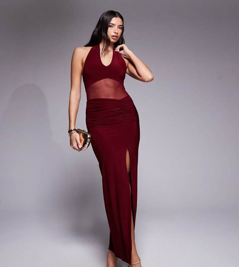 Kaiia - Exclusive - Doppellagiges, figurbetontes Maxikleid in Burgunderrot mit Neckholder und transparenter Bahn aus Netzstoff von Kaiia