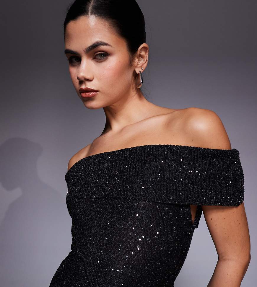 Kaiia - Exclusive - Strickoberteil in Schwarz mit Paillettenbesatz und Carmen-Ausschnitt, Kombiteil von Kaiia