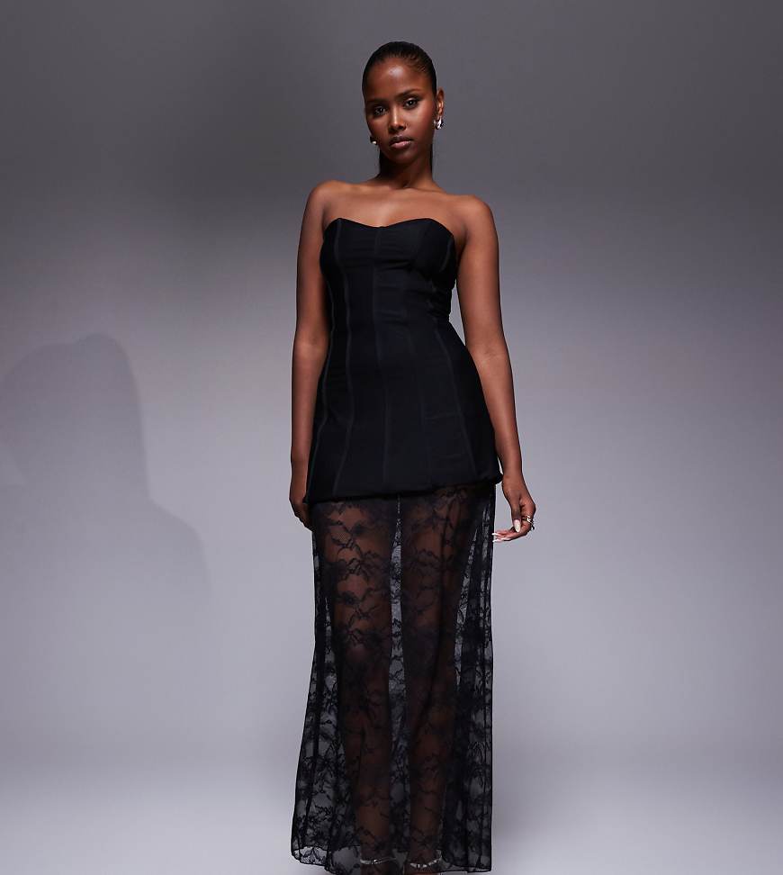 Kaiia - Exclusive - Trägerloses Maxikleid aus Spitze in Schwarz mit Strukturdesign und durchscheinendem Kontrast-Rocksaum von Kaiia