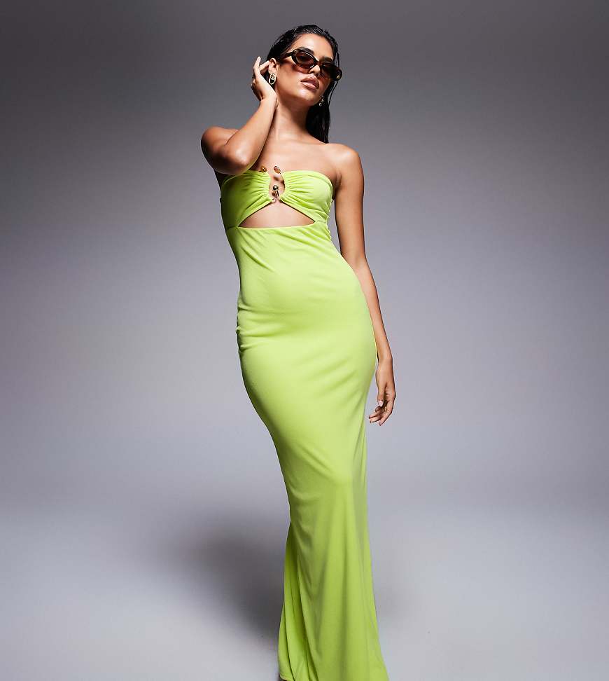 Kaiia - Exklusiv - Zweilagiges, trägerloses Maxikleid aus geschmeidigem Netzstoff in Limettengrün mit goldfarbenem Metalldetail an der Brust und Oberschenkelschlitz Kaiia - Exklusiv - Zweilagiges, trägerloses Maxikleid aus geschmeidigem Netzstoff in Limettengrün mit goldfarbenem Metalldetail an der Brust und Oberschenkelschlitz von Kaiia