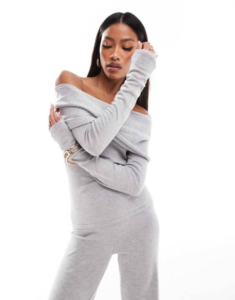 Kaiia - Exklusiver Strickpullover in Grau mit umgeschlagenem Carmen-Ausschnitt, Kombiteil von Kaiia