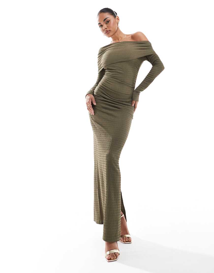 Kaiia - Exklusives, trägerloses Maxikleid in Olivgrün von Kaiia
