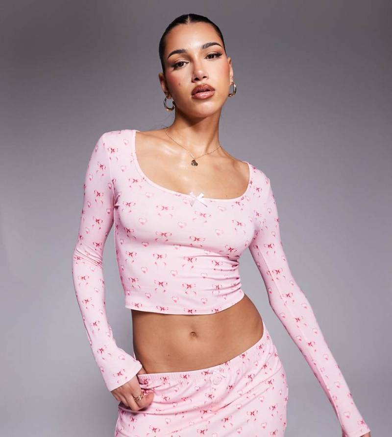 Kaiia - Exklusives Cropped Pyjama-Oberteil in Rosa mit U-Ausschnitt, Schleifendetail und Schleifenmuster, Kombiteil-Bunt von Kaiia