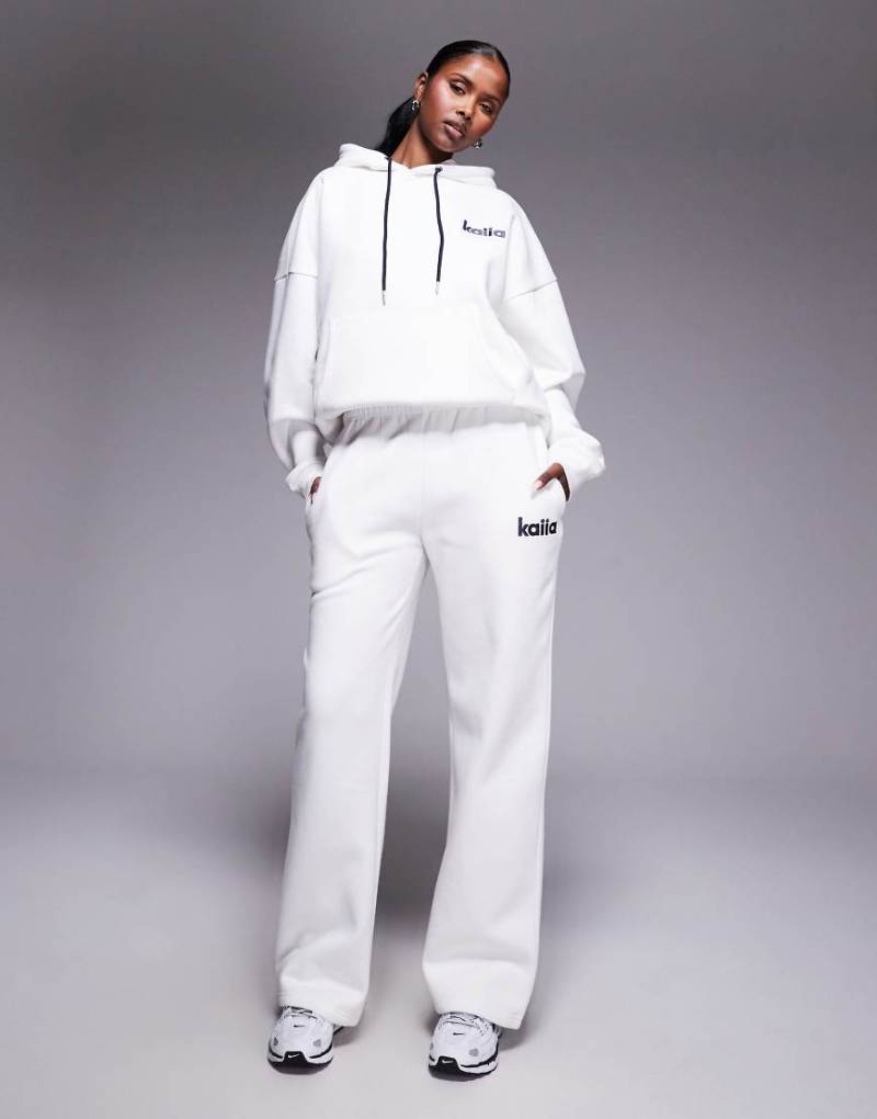 Kaiia - Jogginghose in Weiß und Marineblau mit hohem Baumwollanteil und „Tennis Club"-Logostickerei auf der Tasche, Kombiteil-Bunt von Kaiia