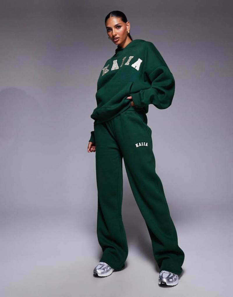 Kaiia - Jogginghose mit hohem Baumwollanteil in Tannengrün, weitem Bein und Logo-Stickerei, Kombiteil-Bunt von Kaiia