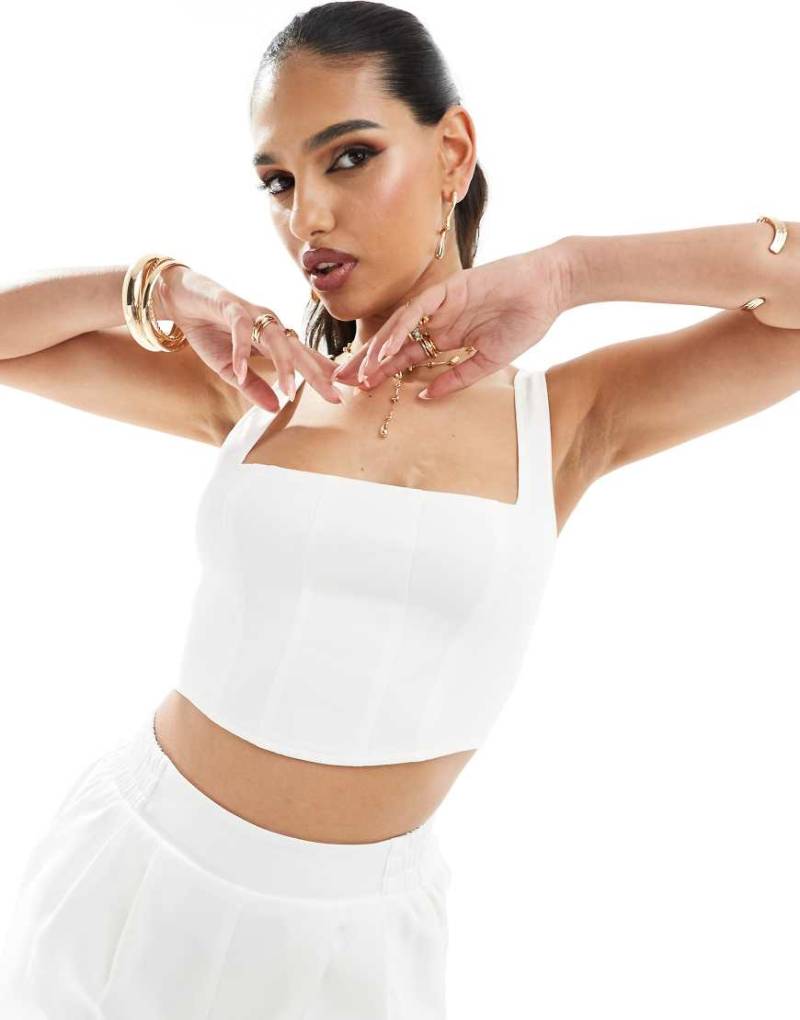 Kaiia - Exklusives Cropped Top in Weiß mit eckigem Ausschnitt, Kombiteil von Kaiia