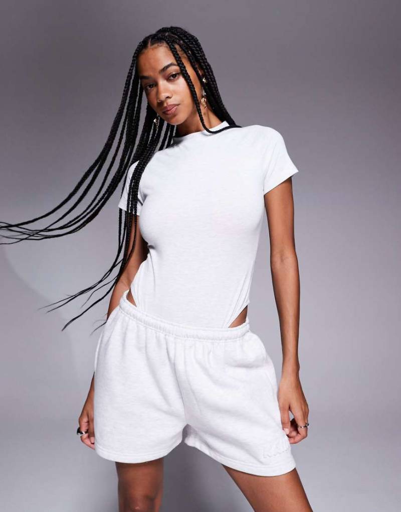 Kaiia - Kurze Sweatshorts in meliertem Hellgrau mit hohem Baumwollanteil und geprägtem Schaumdruck-Logo, Kombiteil von Kaiia