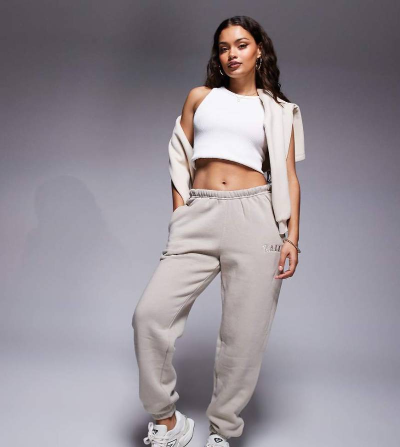 Kaiia Petite - Jogginghose aus Baumwollmix in Steinbeige mit Bündchen-Neutral von Kaiia