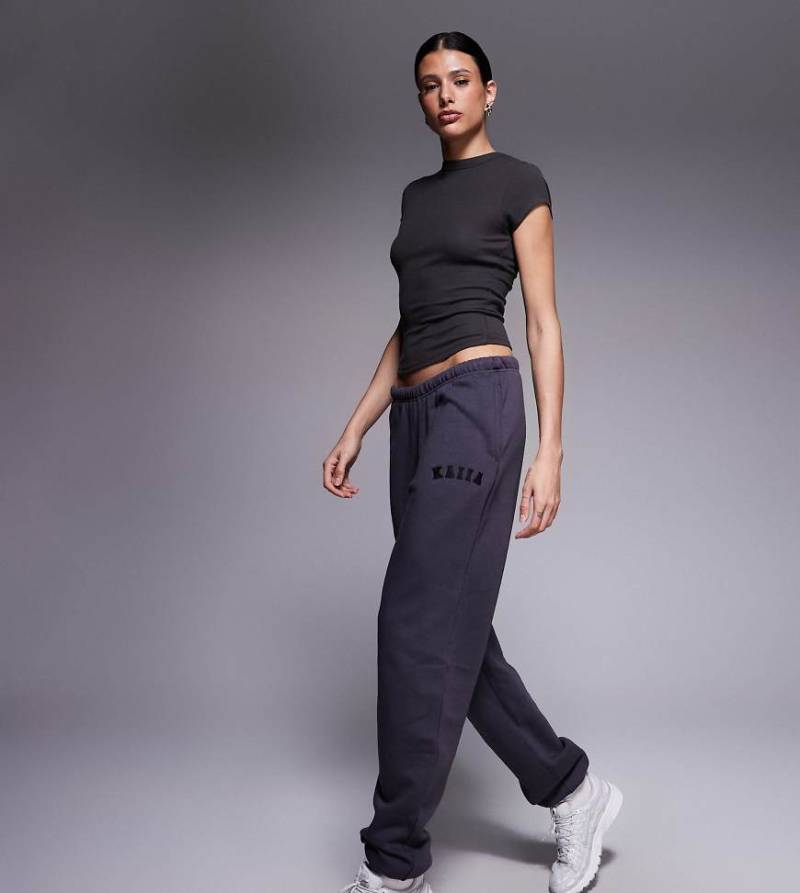 Kaiia Tall - Jogginghose aus Baumwollmix in Dunkelgrau mit Bündchen und Logo-Stickerei von Kaiia