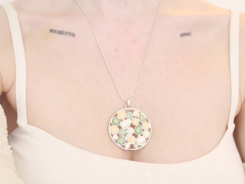 Diese Ovale Scheibe Edelstein Anhänger Halskette von KailansJewellery