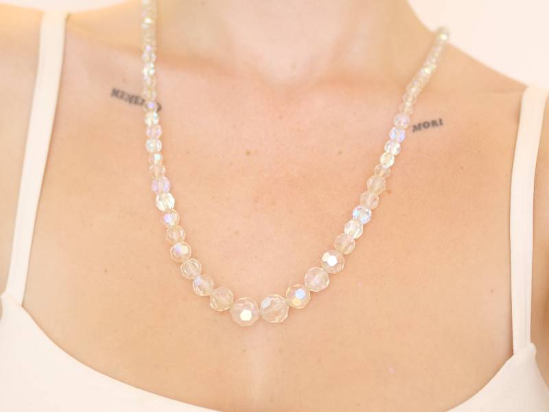 Lange Halskette Mit Aurora Borealis Perlen Im Vintage-Look von KailansJewellery