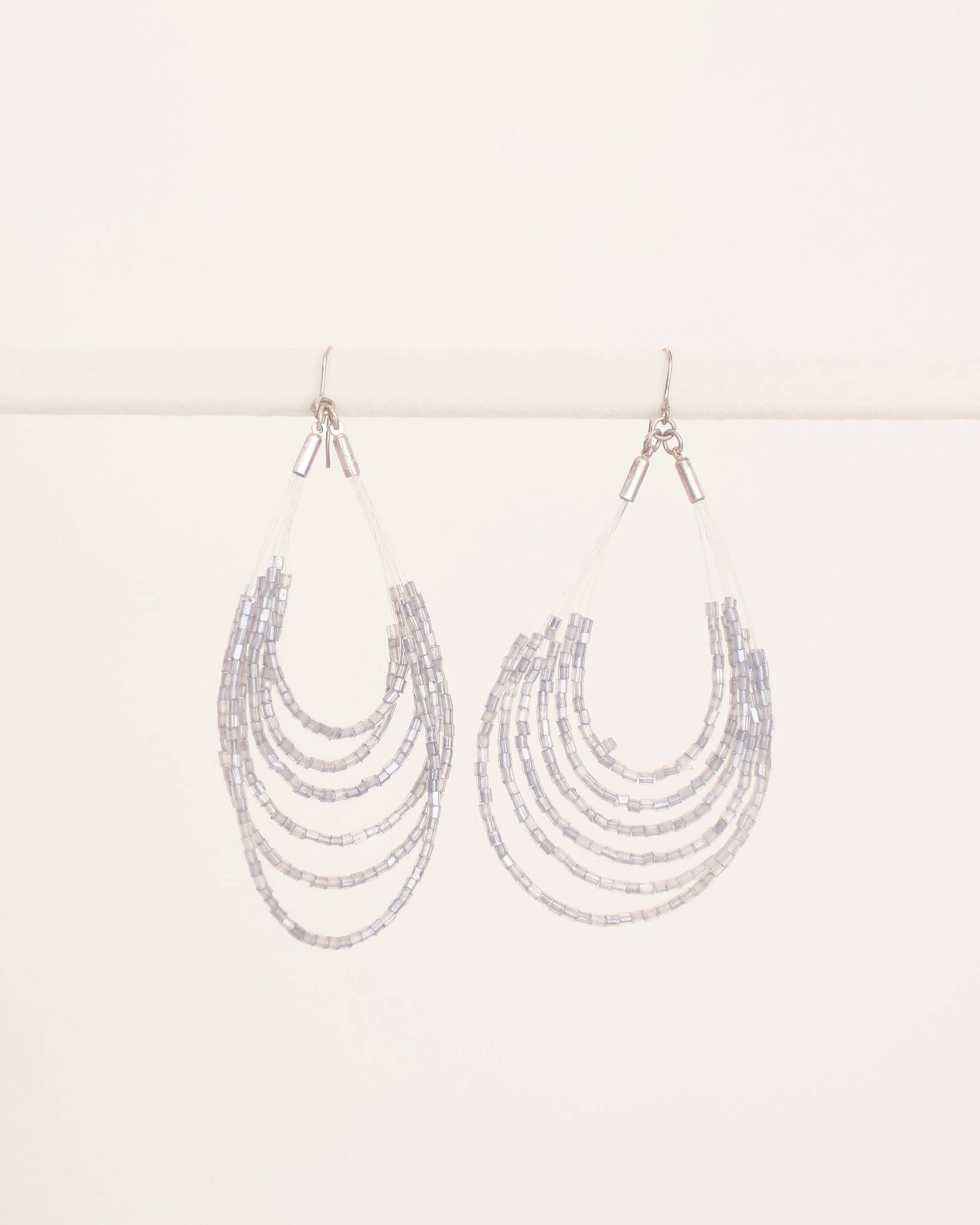 statement Perlen Ohrhänger, Blau & Silber Ton von KailansJewellery