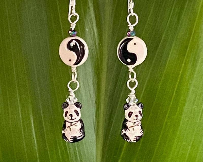Panda Ohrringe Panda Ohrringe von KailuaBuilt