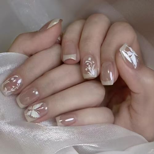 Künstliche Fingernägel, französische Spitze, kurz, quadratisch, zum Aufdrücken, Beige und Weiß, zum Aufkleben mit Schmetterlings-Blumen-Design, entfernbarer Kleber auf Acryl, Zubehör für Frauen und Künstliche Fingernägel, französische Spitze, kurz, quadratisch, zum Aufdrücken, Beige und Weiß, zum Aufkleben mit Schmetterlings-Blumen-Design, entfernbarer Kleber auf Acryl, Zubehör für Frauen und von Kaiperala