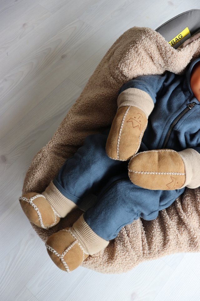 Kaiser Set Babyschuhe und Fäustel Knitt Babystiefel von Kaiser
