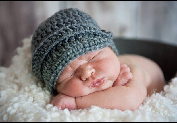 Gehäkelte Mütze Für Jungen Baby Photo Prop von KaityBraedy