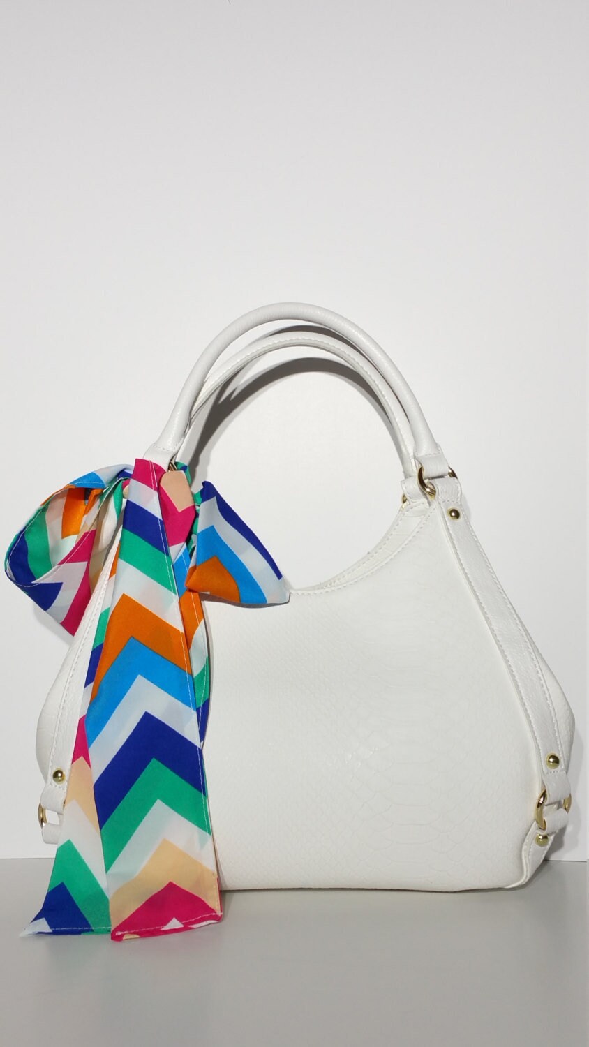 Handtaschenschal Multi Color Chevron Handtaschenschal Handtaschenschal Multi Color Chevron Handtaschenschal von KaiviKaivi