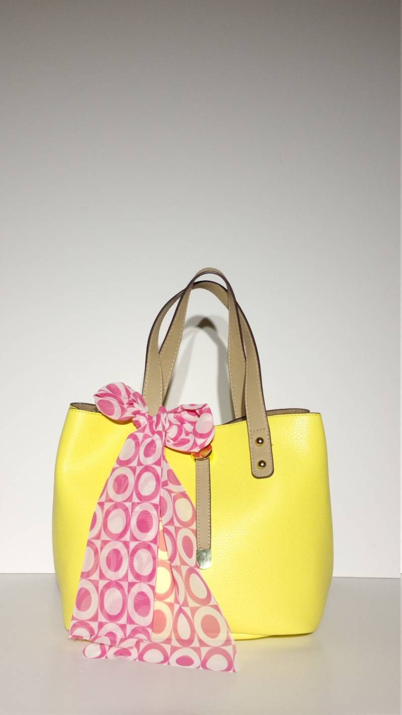 Handtaschenschals Rosa Lutscher, Schwarze Regenschirme, Weiße Polka Dots Vielzahl Chiffon Hangbag Schals Handtaschenschals Rosa Lutscher, Schwarze Regenschirme, Weiße Polka Dots Vielzahl Chiffon Hangbag Schals von KaiviKaivi