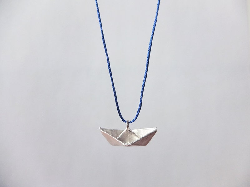 Anhänger „Mini Silberschiffchen" Maritimes Geschenk Anhänger „Mini Silberschiffchen" Maritimes Geschenk von KajaHolland
