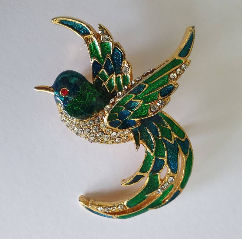 Wunderschöne Emaillierte Brosche Grün/Blau Mit Straßsteinen 1980Er Jahre von KajolaSchmuckdesign
