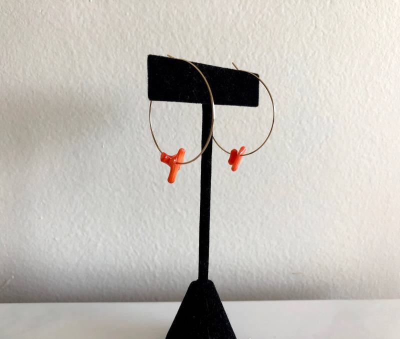 Orange Korallen Creolen 14K Gold-Gefüllter, Handgemachter Hawaii Schmuck von Kalamajewelry