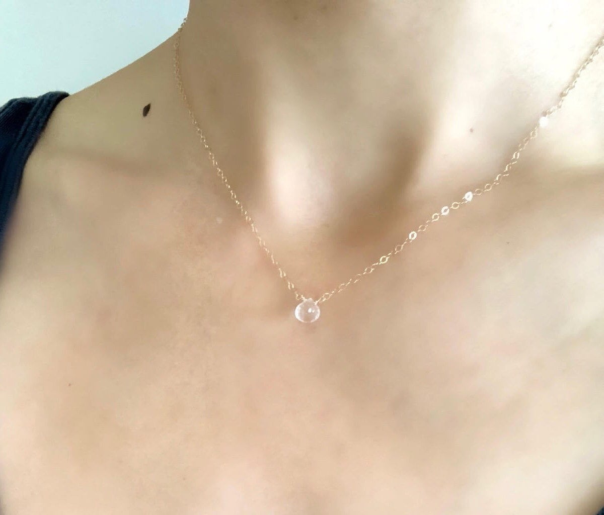 Winzige Kristall Quarz 14K Gold Filled Halskette April Geburtsstein von Kalamajewelry