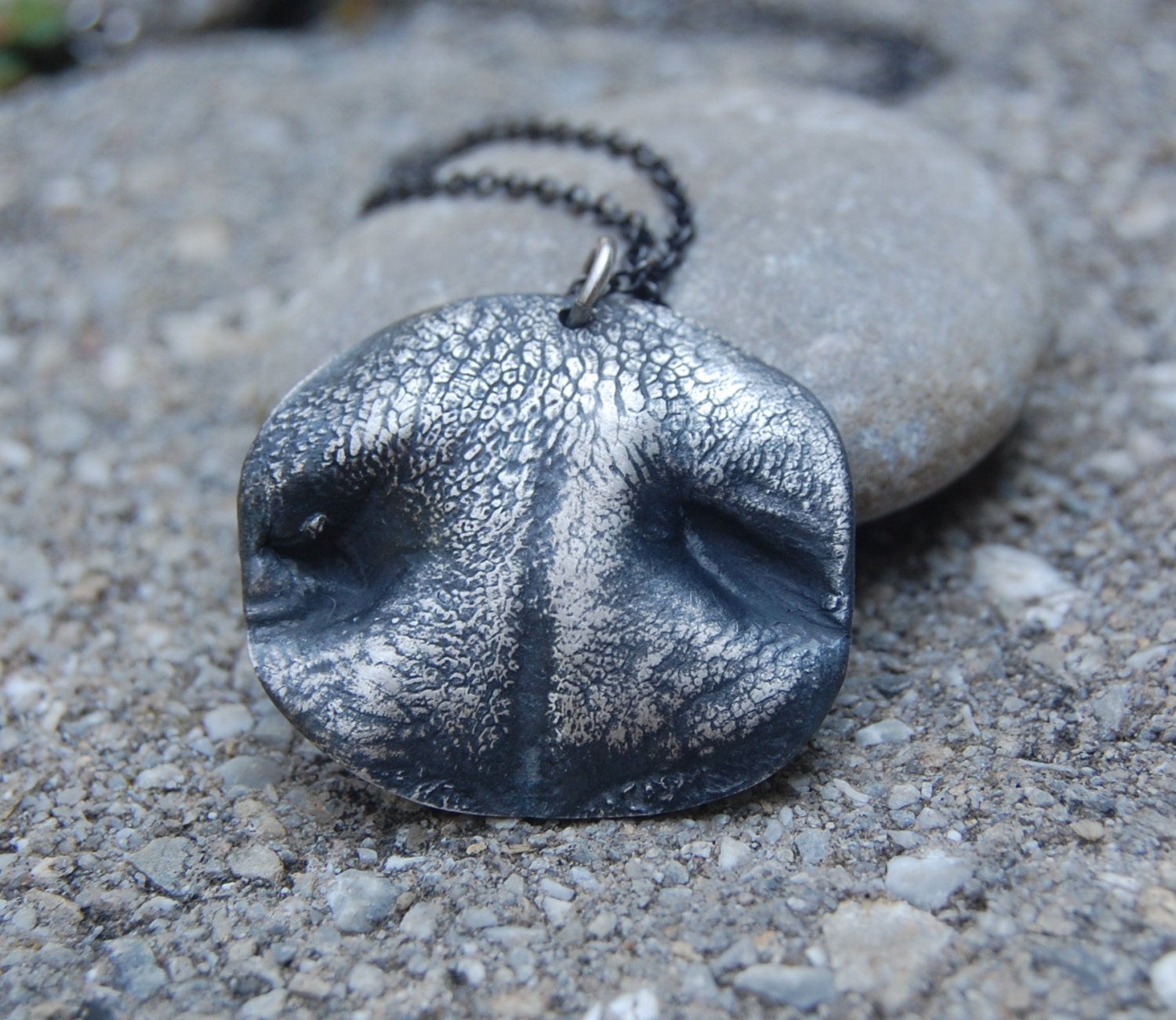 Benutzerdefinierte Silber Große Hund Nase Print Halskette - Sterling Rolo Kette Personalisiert Zu Ihrem Haustier von KaleenWolfeDesigns