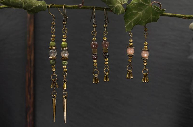 Ohrringe Mondstein Jade Tigerauge Edelstein Holzperlen Naturschmuck Boho Bronze Ohrring Golden Steampunk Ohrschmuck Hippie Ohranhänger Ohrringe Mondstein Jade Tigerauge Edelstein Holzperlen Naturschmuck Boho Bronze Ohrring Golden Steampunk Ohrschmuck Hippie Ohranhänger von KaliBeeArt