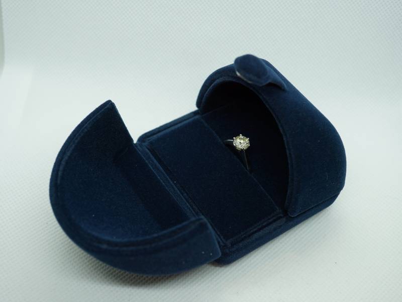 Hochzeit Ring-Box, Verlobungsring-Box, Samt Dunkelblau Schmuck-Box, Ring-Geschenk-Box, Marine-Ring-Box, Ring Aufbewahrungsbox Hochzeit Ring-Box, Verlobungsring-Box, Samt Dunkelblau Schmuck-Box, Ring-Geschenk-Box, Marine-Ring-Box, Ring Aufbewahrungsbox von KaliMarco