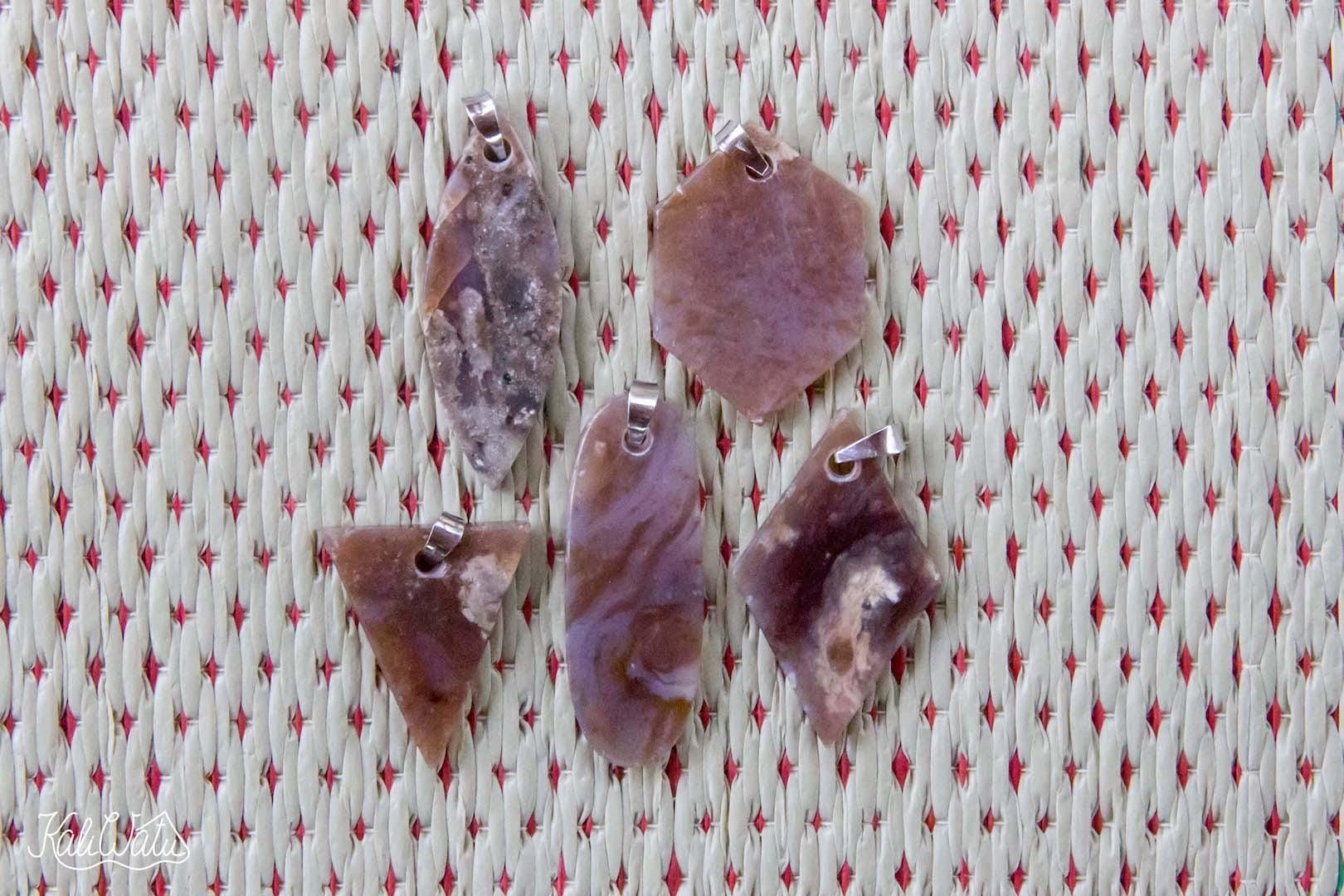 Schmucksteine Jaspis Kombination Achat in 5 Formen Mit Halskette Aus Indonesien von KaliWatu