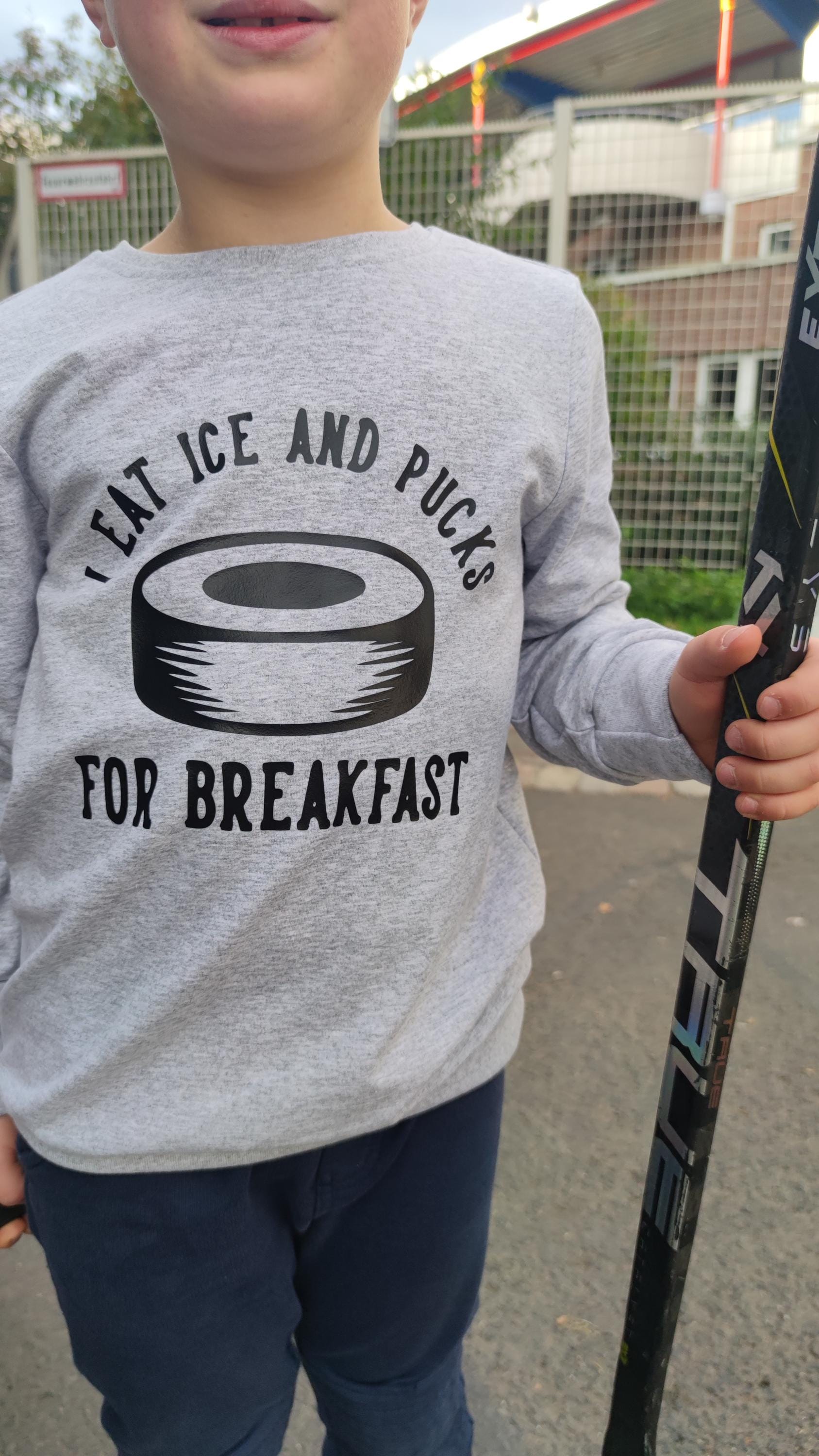 Baby Kinder Pullover - Hockey Breakfast Handgemachter Eishockey in Verschiedenen Größen von KaliundPepeDesign