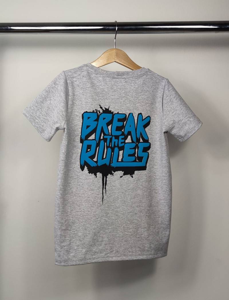 T-Shirt Für Kinder Und Babys - Break The Rules Handgenähtes Mit Flock Aufdruck von KaliundPepeDesign