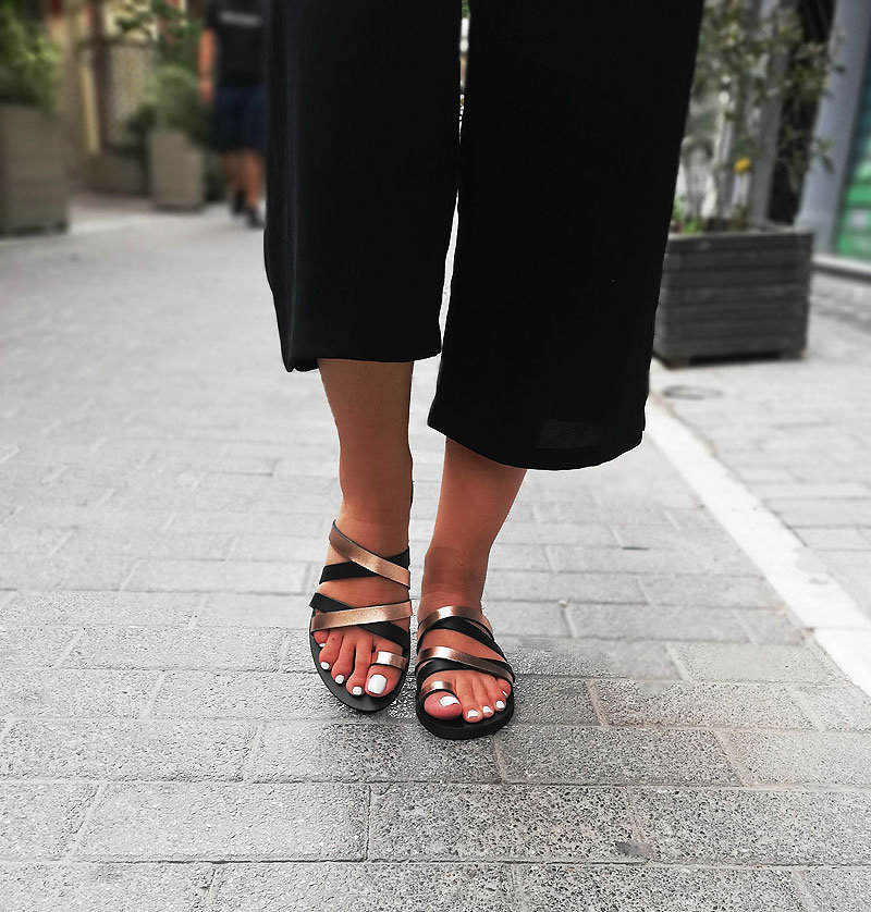 Ledersandalen, Damen Sandalen, Handgefertigte Schwarz, Kupfer Ledersandalen, Damen Sandalen, Handgefertigte Schwarz, Kupfer von Kallipous