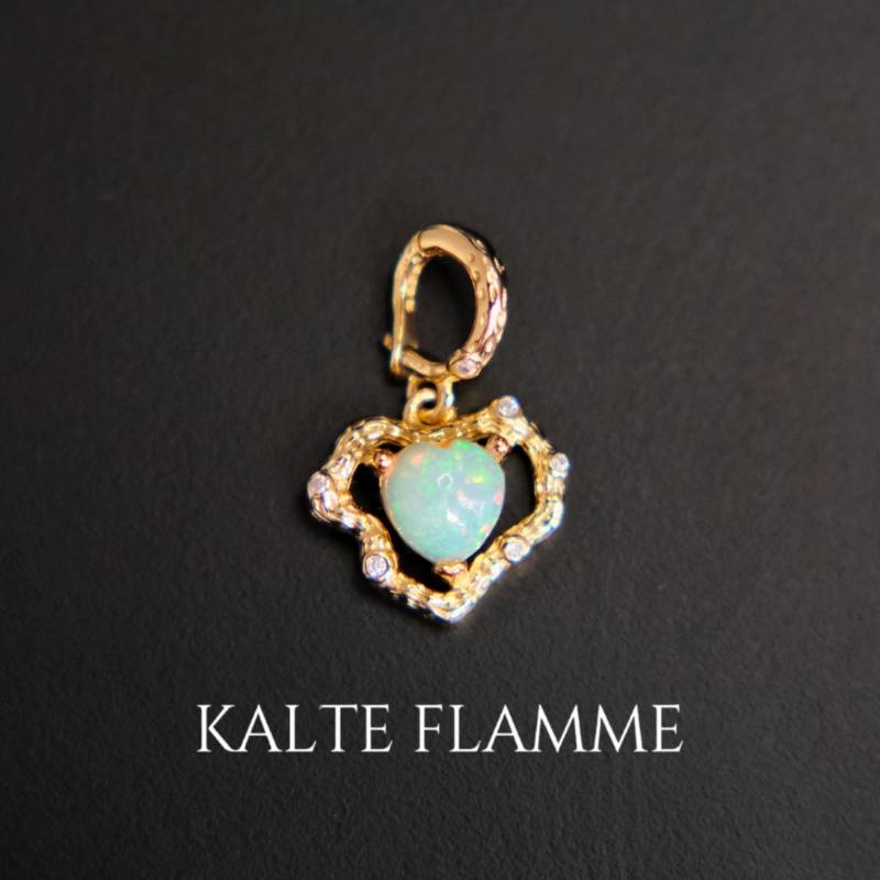 Natural Opal Heart Pendant - 925 Silver 18K Yellow Gold Plated Universal Clasp Pearl Necklaces October Birthstone Gift For Her Natural Opal Heart Pendant - 925 Silver 18K Yellow Gold Plated Universal Clasp Pearl Necklaces October Birthstone Gift For Her von KalteFlamme