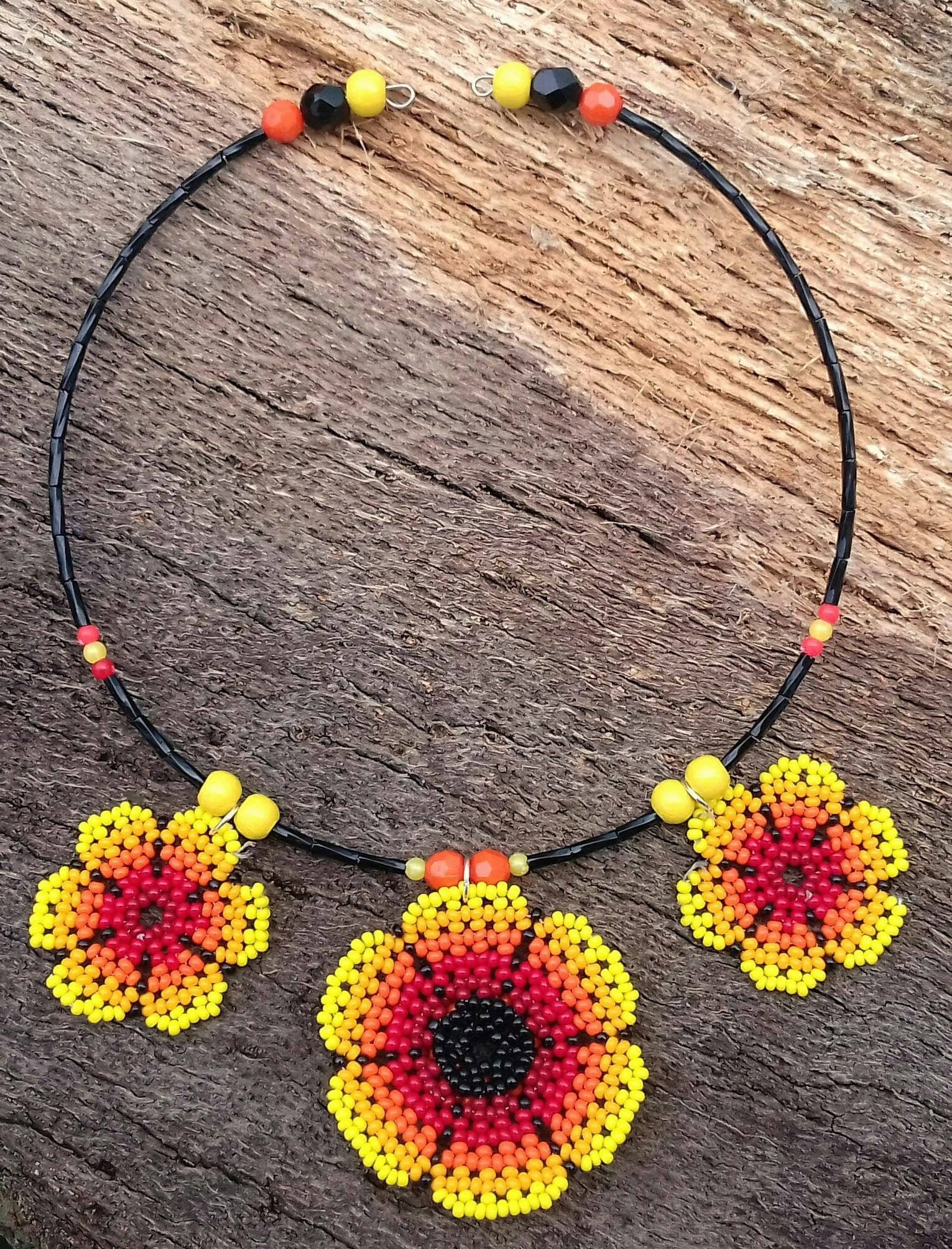 Blume Halsband, Boho Perlen Hippie Natur Helle Geschenk Für Sie, Bunte Leichte Lustige Geschenke Blume Halsband, Boho Perlen Hippie Natur Helle Geschenk Für Sie, Bunte Leichte Lustige Geschenke von KalungCreations