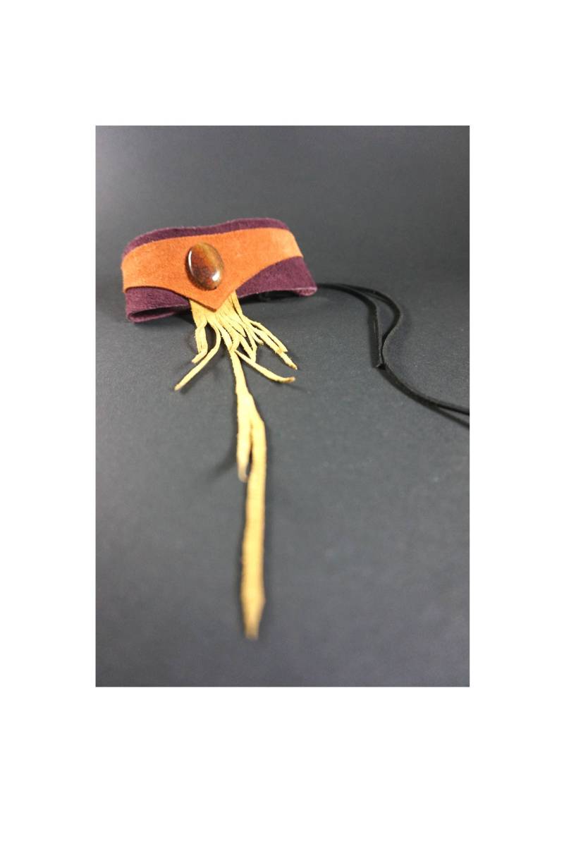 Oberarmband, Armband, Lederarmband, Oval Flach Achat, Violettes Leder Spitz, Breit, Rauhleder Fransen, Festival Armschmuck, Elfe von KamaCrafts