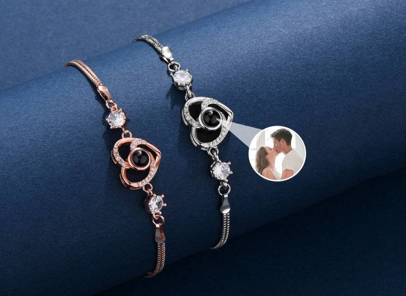 Benutzerdefinierte Fotoprojektion Armband, Personalisiertes Bild Im Inneren Personalisierte Hochzeitstag Geschenke Für Sie, Herz Charm Armband von Kamieatapple