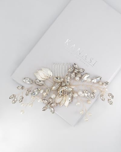 Bridal Hair Comb with Pearls and Crystals – Handmade Wedding Hair Accessory with Floral and Leaf Details – Elegant Silver Tone Hairpiece for Brides - Gift Box Option (gift box included) von Kanasi