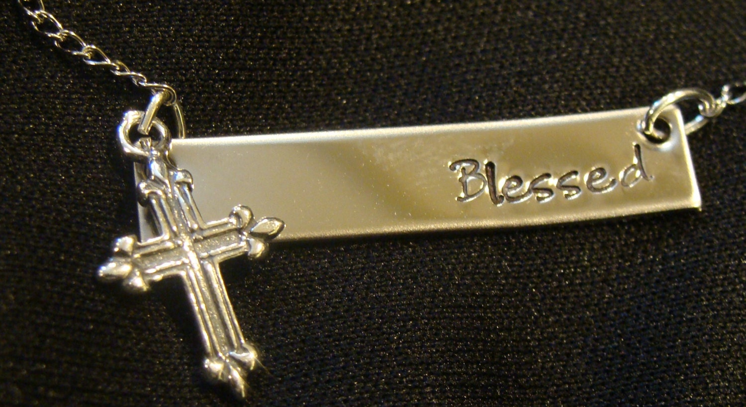 Edelstahl Blessed Bar Halskette Mit Sterling Silber Kreuz von KandEBeads