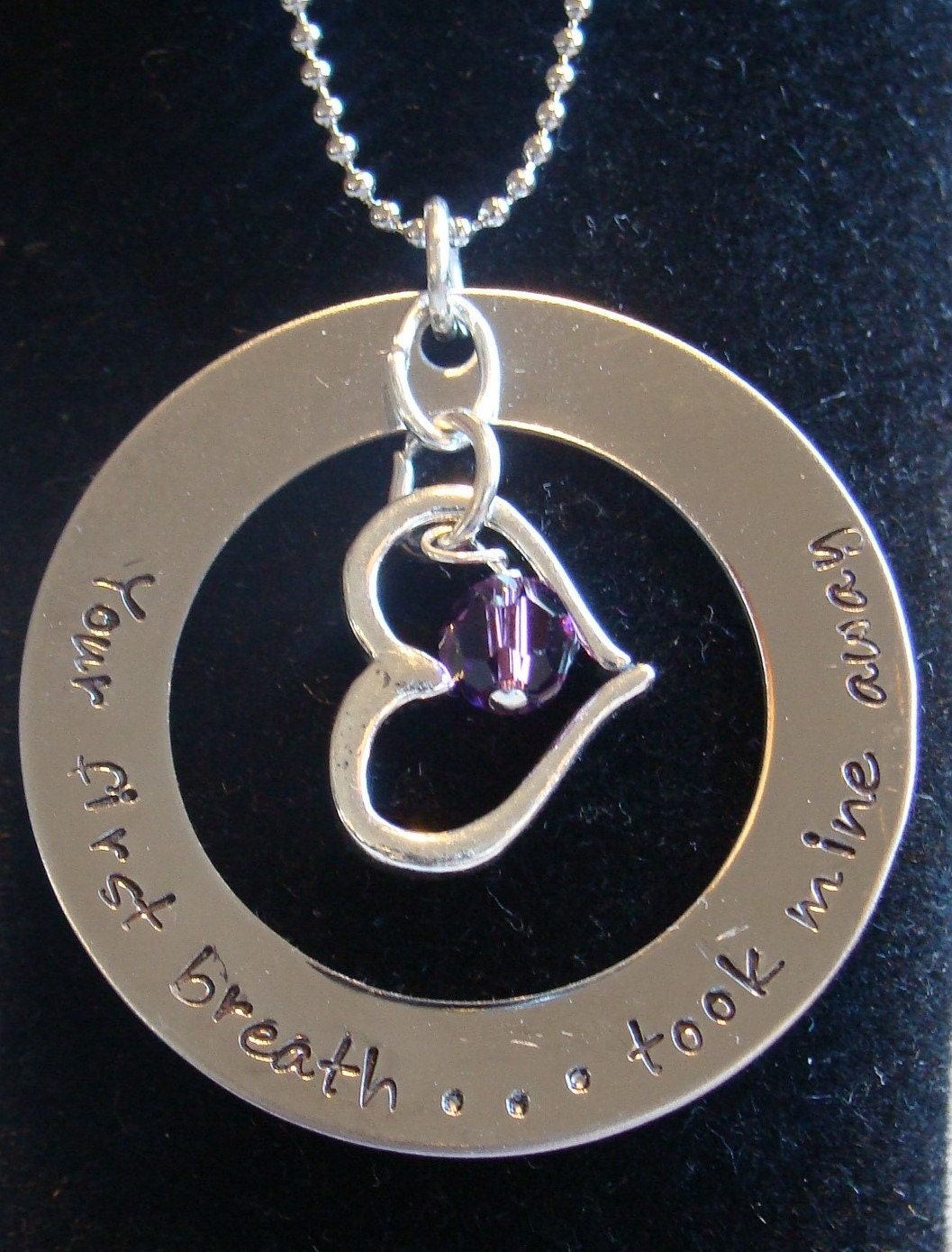 Hand Gestempelt, Edelstahl Mutter Unterlegscheibe Collier Mit Einem Sterling Silber Herz Charm Und Ein Swarovski-Kristall-Geburtssteine von KandEBeads