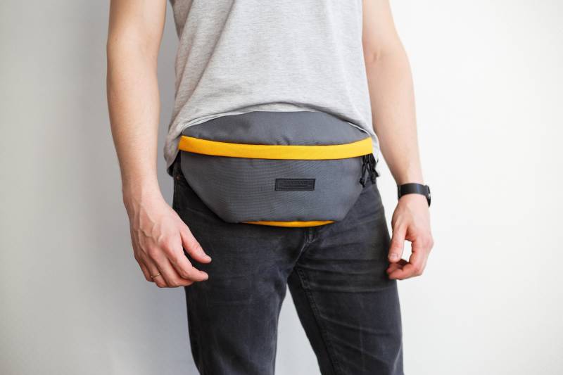 Fanny Tasche/Pack Taille Festival Hip von Kandelabr