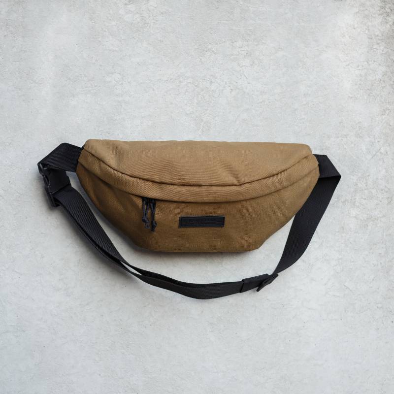 Fanny Tasche/Pack Taille Festival Hip von Kandelabr