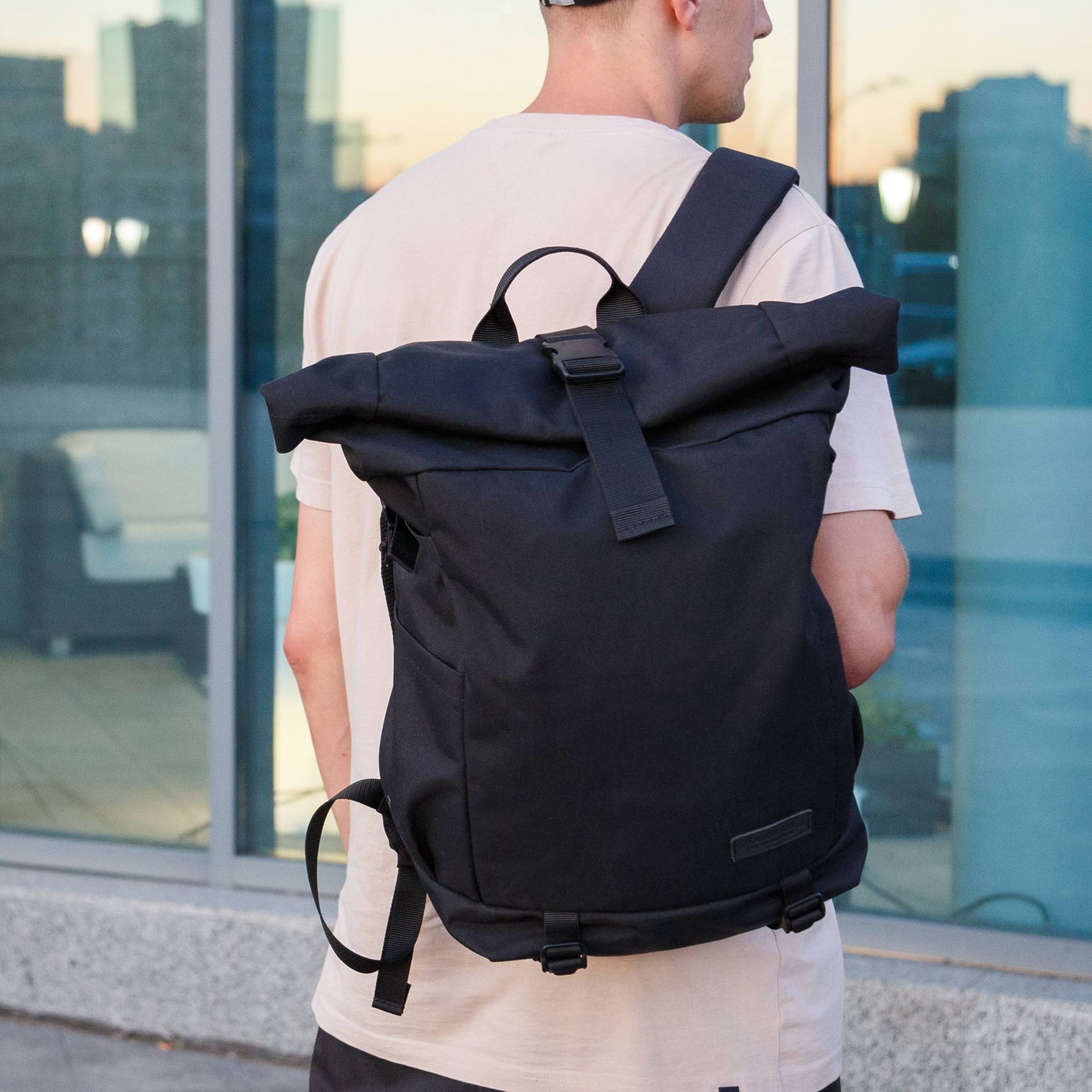 Roll-Top, Cordura Rucksack, Schwarze Herren Großer Macbook Rucksack von Kandelabr