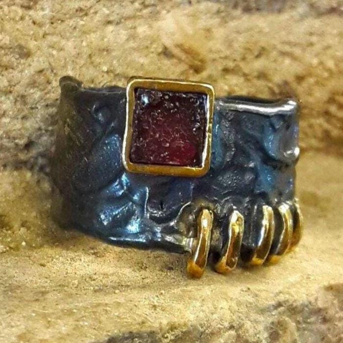 Handgemachter Granat Ring/Männerringe Handgemachter Granat Ring/Männerringe von KanevskyJewelry